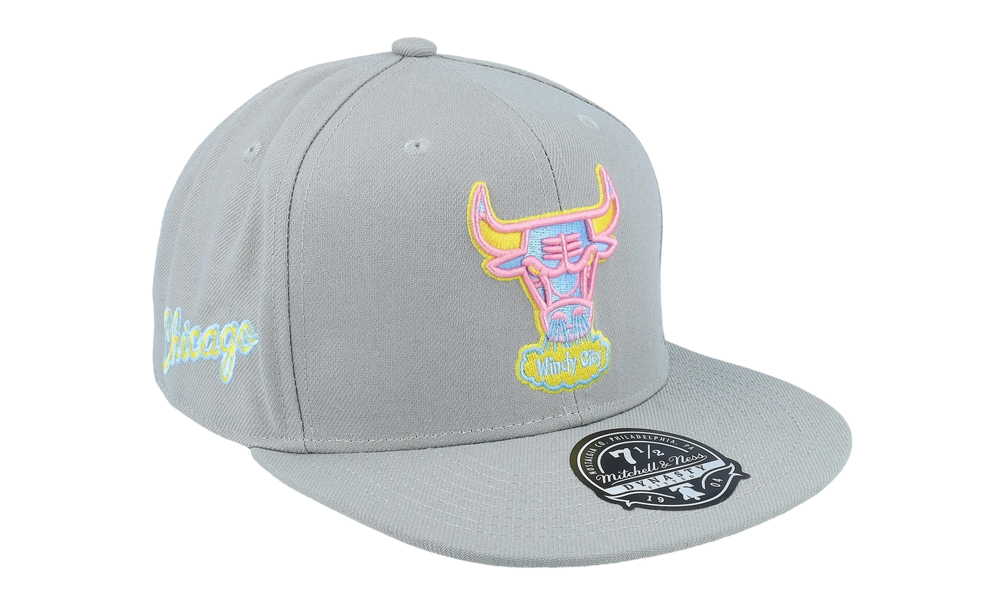 NBA Hardwood Classics Til Dawn Fitted Cap "Chicago Bulls - Grey" 6HSFSH21423 CBUGREY