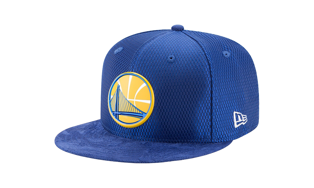 59FIFTY Golden State Warriors On The Court Suede Fitted Hat "Blue / GSW Logo - Under Brim" NE637