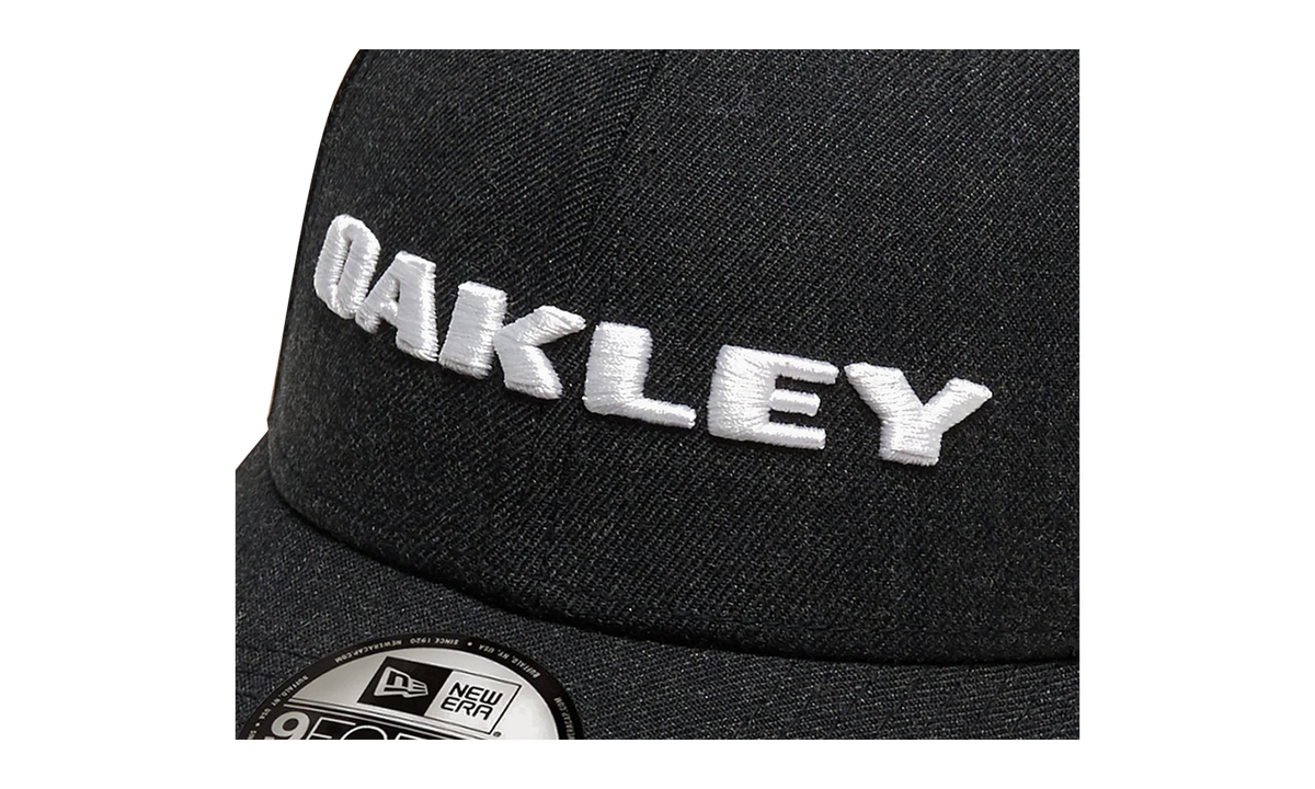 9FORTY OAKLEY x New Era Heather Snapback Hat "Blackout" 911523 02E