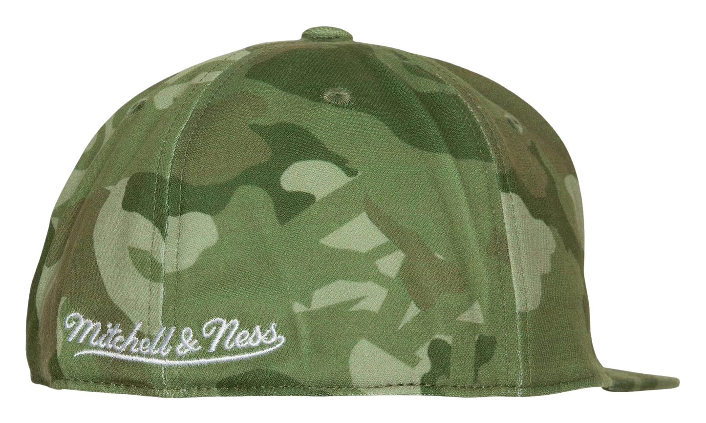 NBA Hardwood Classics Camo Stretch Fitted Cap "Los Angeles Lakers - Green" HHSB4337 LALYYPPPGREN