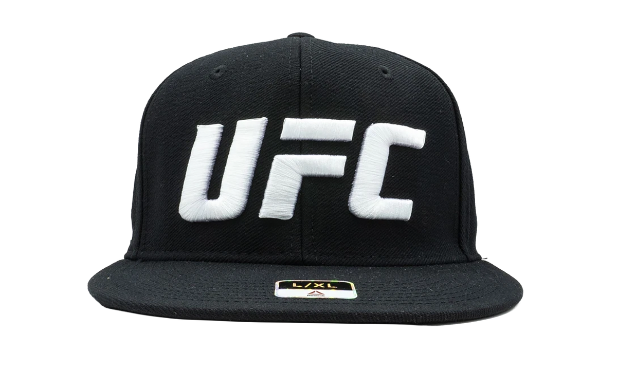 UFC Structured Flex Hat "Black/White" MZ863 005 UUFC