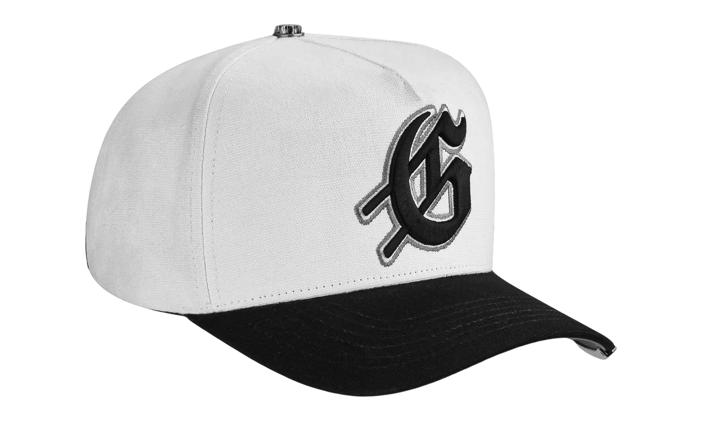 Insignia Hat "White / Black" GS471