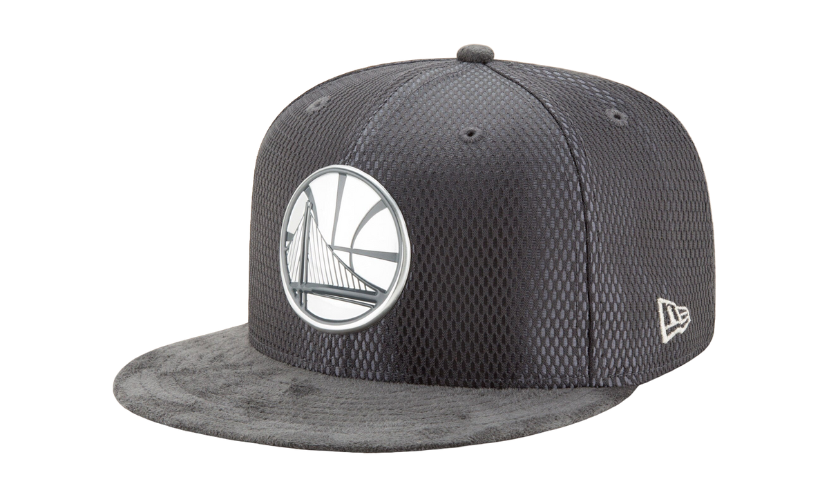 59FIFTY Golden State Warriors 2017 On Court Suede Fitted Hat "Dark Grey / Light Grey - Under Brim" NE632