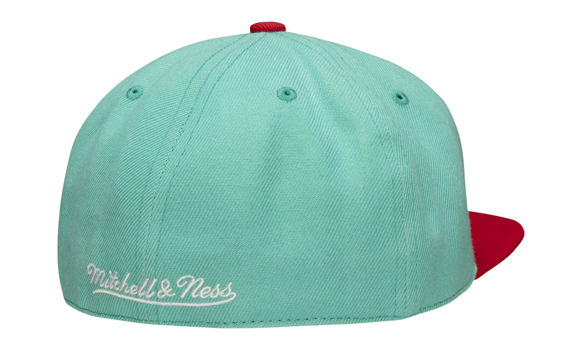 NBA Two-Tone 2.0 Hardwood Classics Fitted Cap "Vancouver Grizzlies - Green / Red" 6HSFJS19193 VGRGNRD