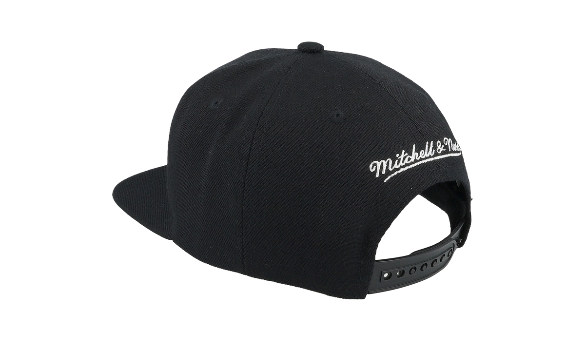 NBA Line Work Snapback Cap "Chicago Bulls - Black" HS8533 CBUBLCK
