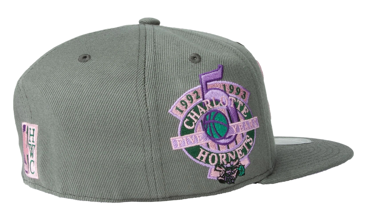 NBA Hardwood Classics From Dusk Fitted Cap "Charlotte Hornets - Dark Grey" 6HSFSH21422 CHODKGY