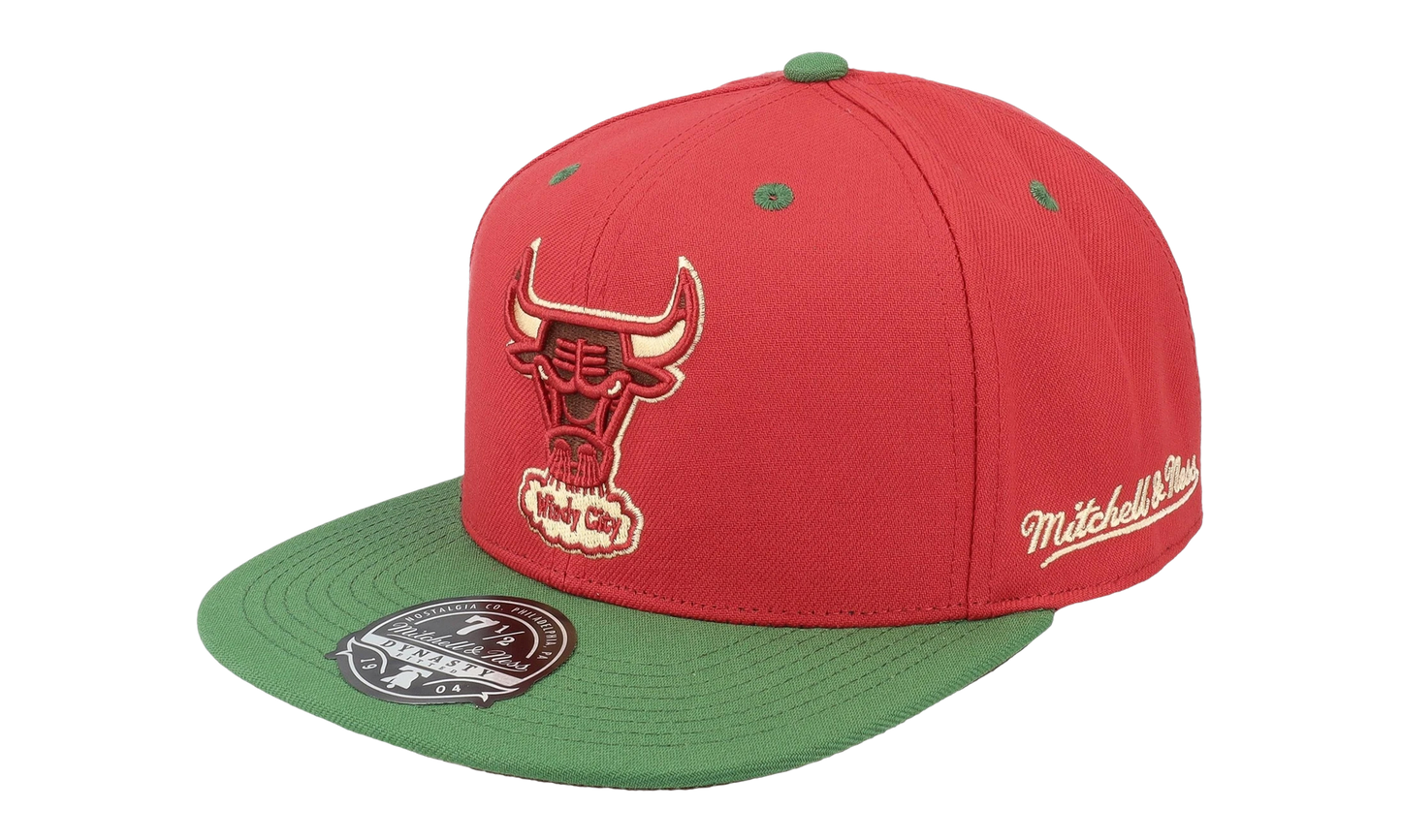 NBA Harwood Classics Nightmare Fitted Cap "Chicaco Bulls - Red / Green" 6HSFLD21206 CBURED1