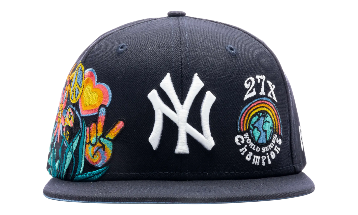 59FIFTY MLB New York Yankees Groovy Fitted Hat "Navy (Wool) / Sky Blue - Under Brim" NE1252